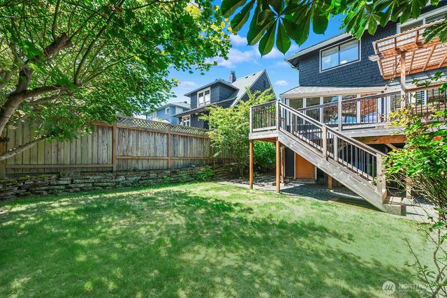 2034 Federal Avenue E, Seattle, WA 98102