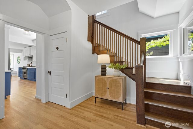 2034 Federal Avenue E, Seattle, WA 98102