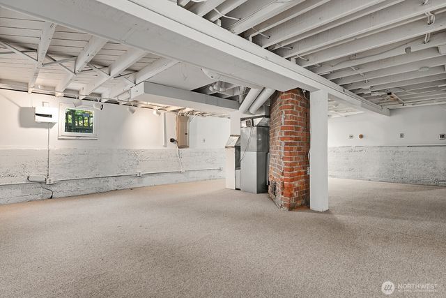 2034 Federal Avenue E, Seattle, WA 98102