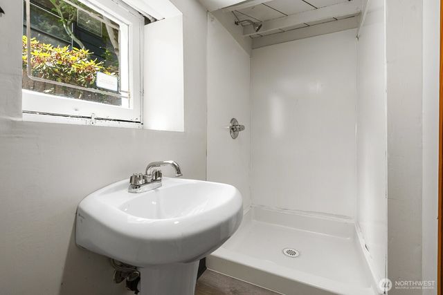 2034 Federal Avenue E, Seattle, WA 98102