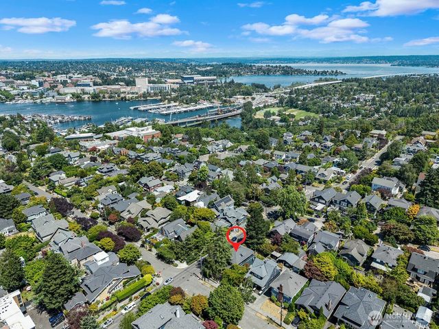2034 Federal Avenue E, Seattle, WA 98102