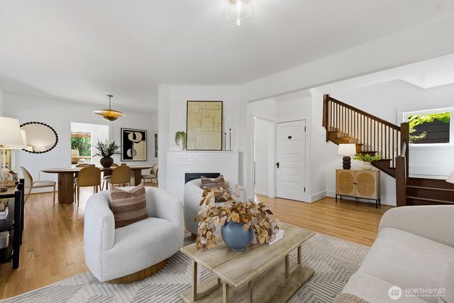 2034 Federal Avenue E, Seattle, WA 98102