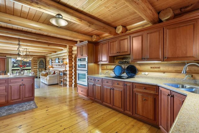 7917 165th Street E, Prior Lake, MN 55372