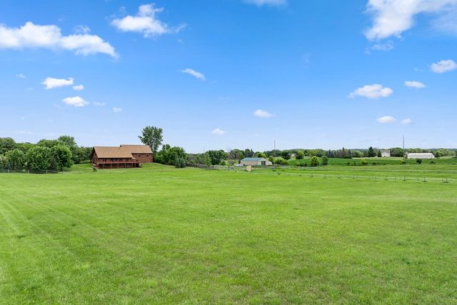 7917 165th Street E, Prior Lake, MN 55372