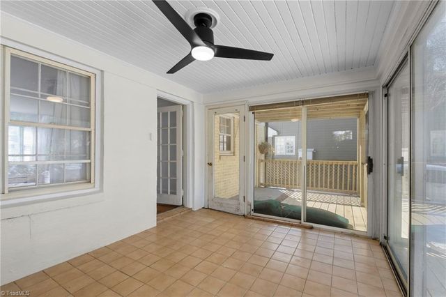 221 W Avondale Drive, Greensboro, NC 27403