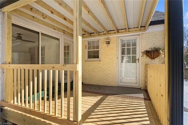 221 W Avondale Drive, Greensboro, NC 27403