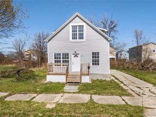 2063 Meade Street, Hamtramck, MI 48212