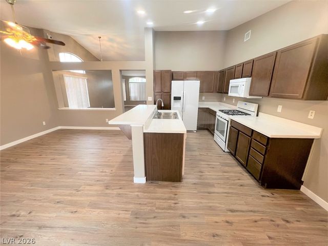 1929 Blue Ribbon Drive, Las Vegas, NV 89142