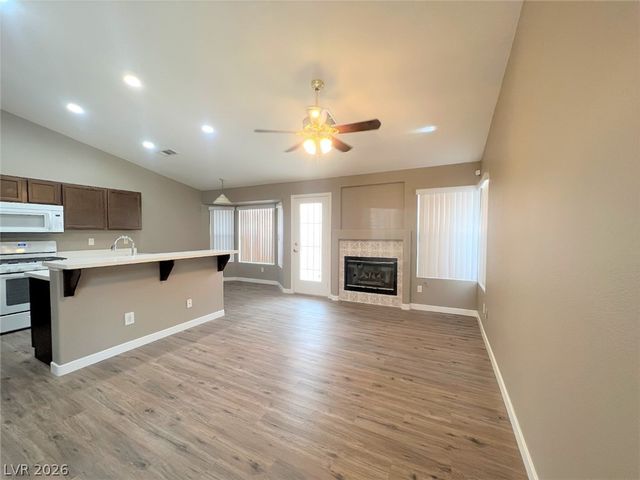 1929 Blue Ribbon Drive, Las Vegas, NV 89142