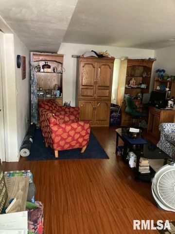 1904 E CORNELL Avenue, Springfield, IL 62703