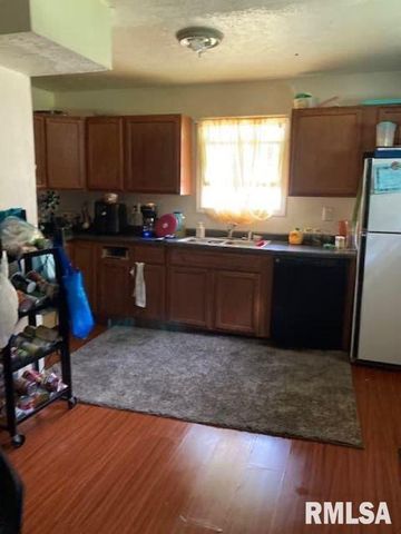 1904 E CORNELL Avenue, Springfield, IL 62703