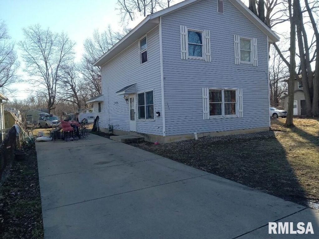 1904 E CORNELL Avenue, Springfield, IL 62703
