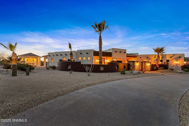 4321 Venetian Loop, Las Cruces, NM 88011