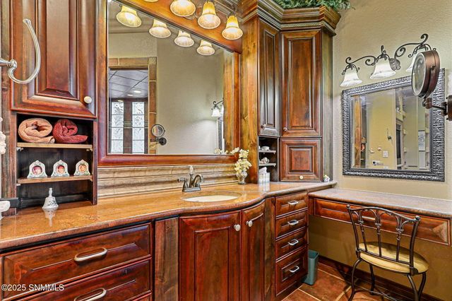 4321 Venetian Loop, Las Cruces, NM 88011