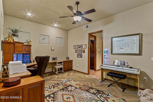 4321 Venetian Loop, Las Cruces, NM 88011