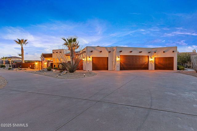 4321 Venetian Loop, Las Cruces, NM 88011