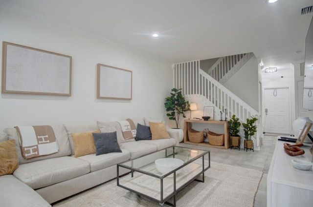 6744 Via Regina, Boca Raton, FL 33433