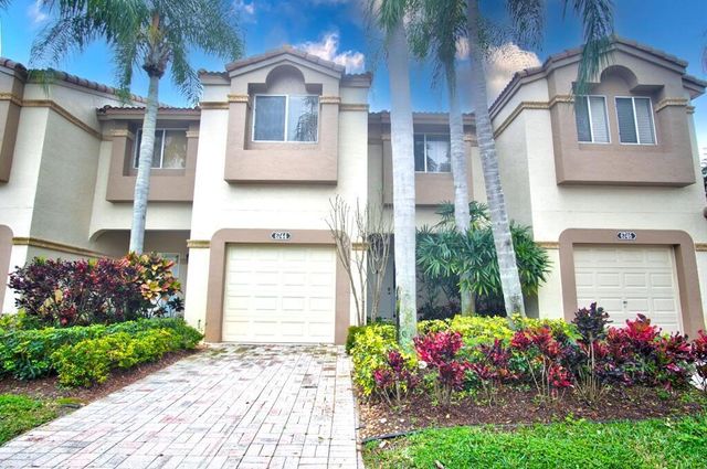 6744 Via Regina, Boca Raton, FL 33433
