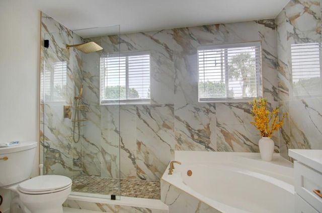 6744 Via Regina, Boca Raton, FL 33433