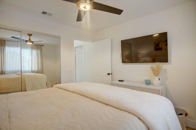6744 Via Regina, Boca Raton, FL 33433