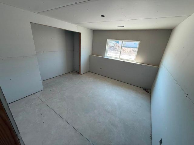 8991 N Joshua Dr, Bel Aire, KS 67226