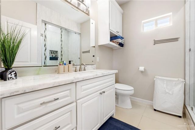 812 W Arapaho Avenue, Pharr, TX 78577