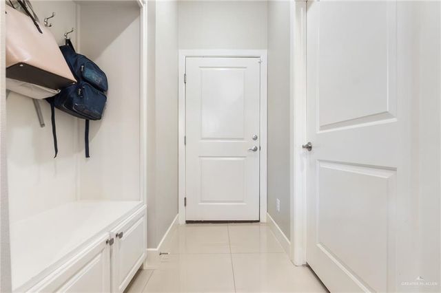 812 W Arapaho Avenue, Pharr, TX 78577