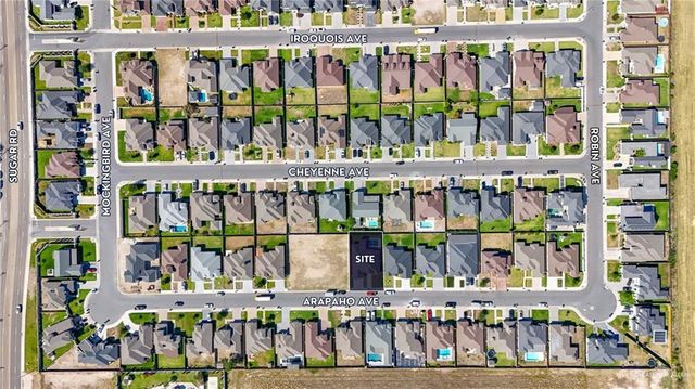 812 W Arapaho Avenue, Pharr, TX 78577