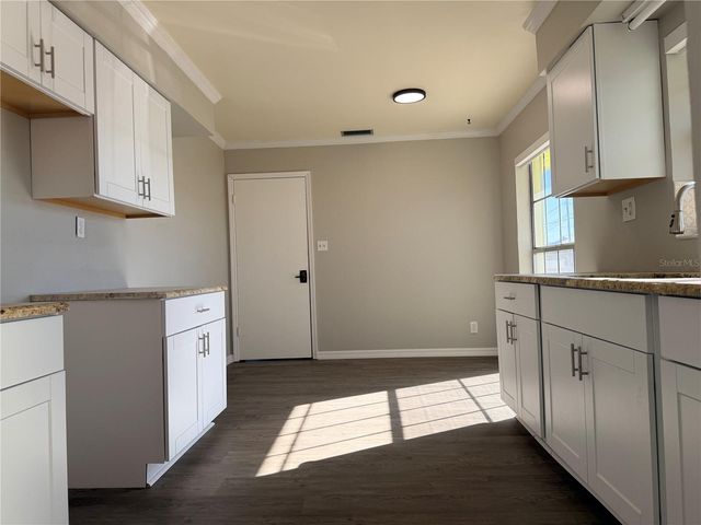 814 SEABREEZE DRIVE, Ruskin, FL 33570
