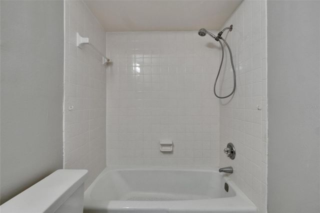 814 SEABREEZE DRIVE, Ruskin, FL 33570
