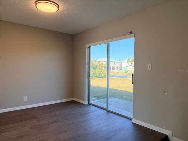 814 SEABREEZE DRIVE, Ruskin, FL 33570