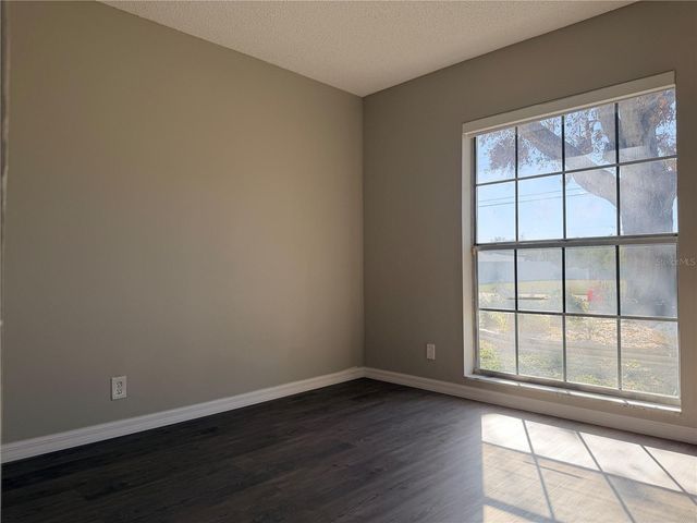 814 SEABREEZE DRIVE, Ruskin, FL 33570