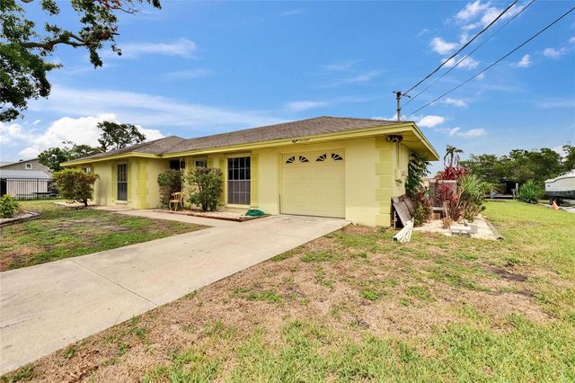 814 SEABREEZE DRIVE, Ruskin, FL 33570
