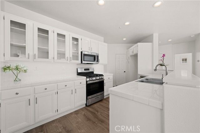 29 Darlington, Irvine, CA 92620