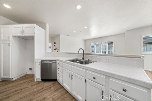 29 Darlington, Irvine, CA 92620