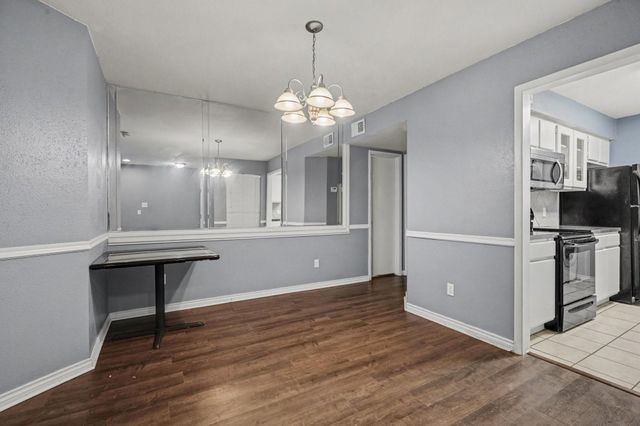 18800 Egret Bay Boulevard 1603, Webster, TX 77058