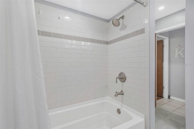 8513 DEE CIRCLE, Riverview, FL 33569