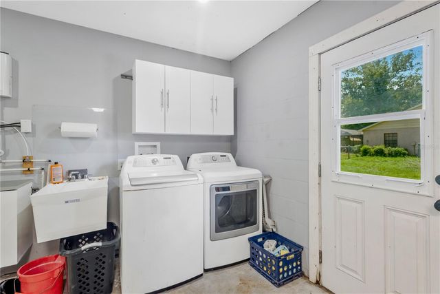 8513 DEE CIRCLE, Riverview, FL 33569