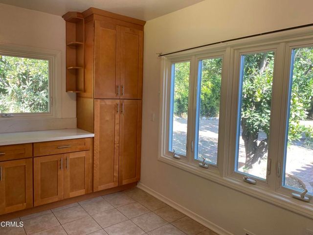 4918 Commonwealth Avenue, La Canada Flintridge, CA 91011