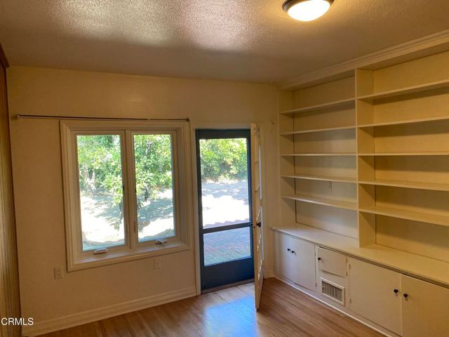 4918 Commonwealth Avenue, La Canada Flintridge, CA 91011