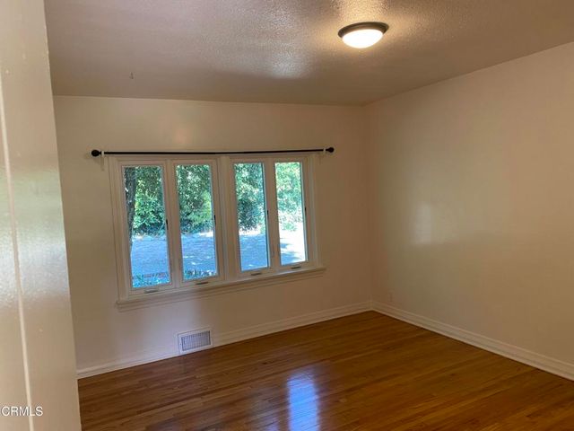 4918 Commonwealth Avenue, La Canada Flintridge, CA 91011