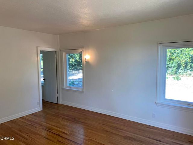 4918 Commonwealth Avenue, La Canada Flintridge, CA 91011