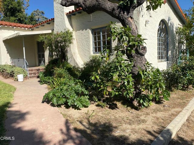 4918 Commonwealth Avenue, La Canada Flintridge, CA 91011