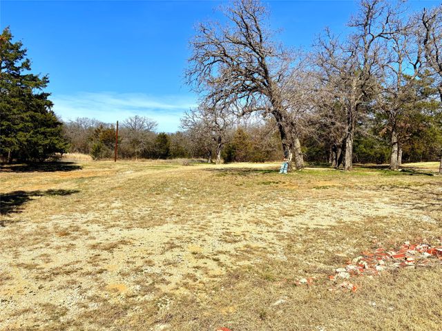 454 Bear Ridge Road, Bowie, TX 76230