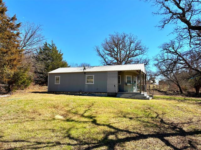 454 Bear Ridge Road, Bowie, TX 76230