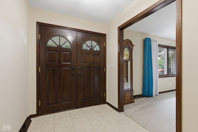 8114 Black Oak Drive, Plainfield, IN 46168