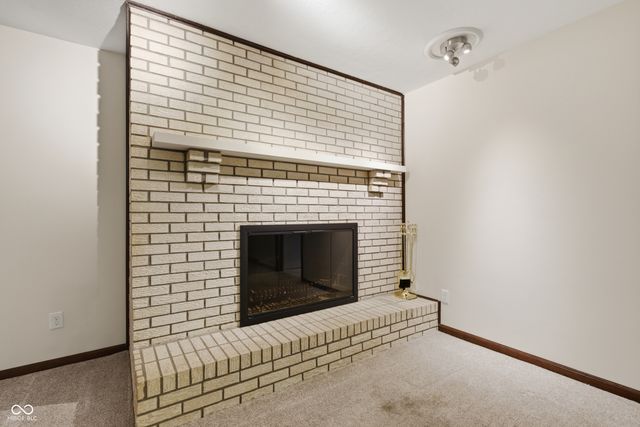 8114 Black Oak Drive, Plainfield, IN 46168