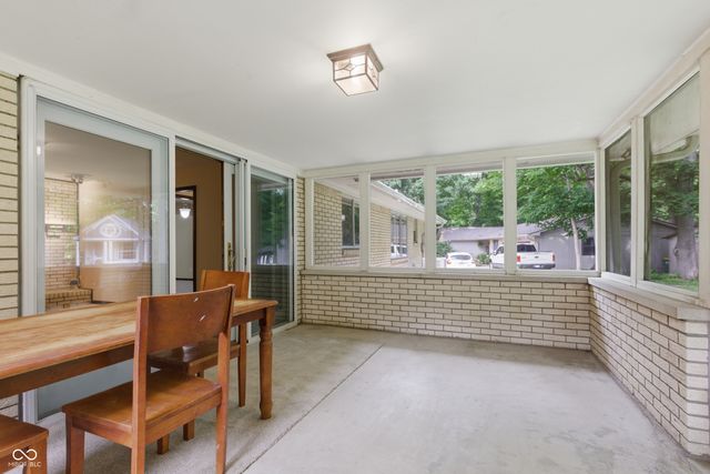 8114 Black Oak Drive, Plainfield, IN 46168