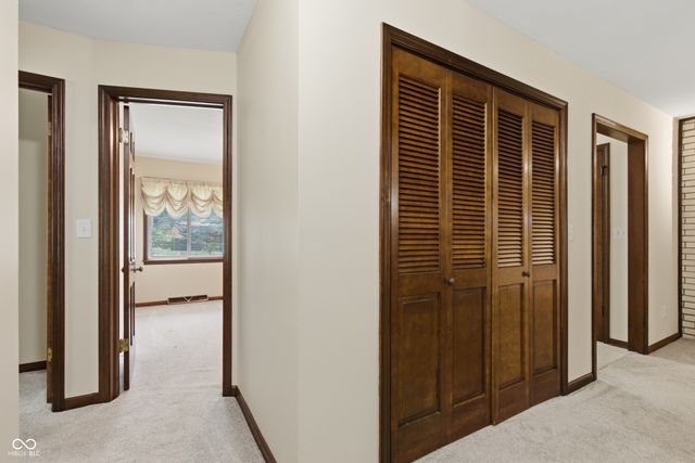8114 Black Oak Drive, Plainfield, IN 46168