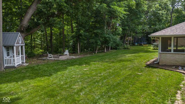 8114 Black Oak Drive, Plainfield, IN 46168